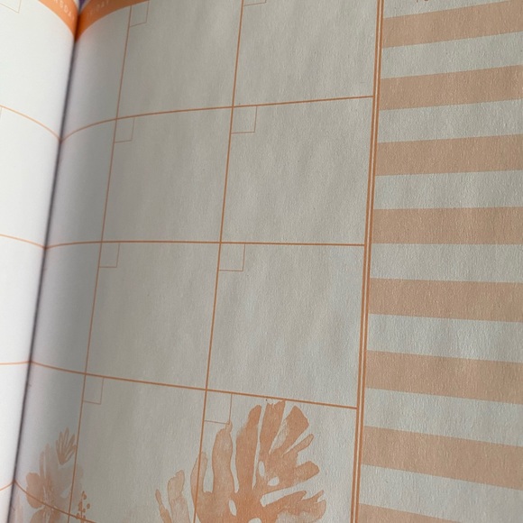 NEW-Year Planner, Hard Cover Notebook, Small Note Pad - Picture 10 of 14